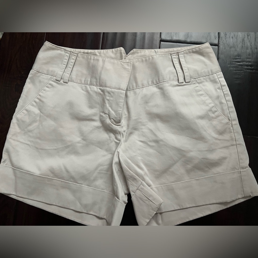 EXPRESS - vintage cream high waisted cargo shorts